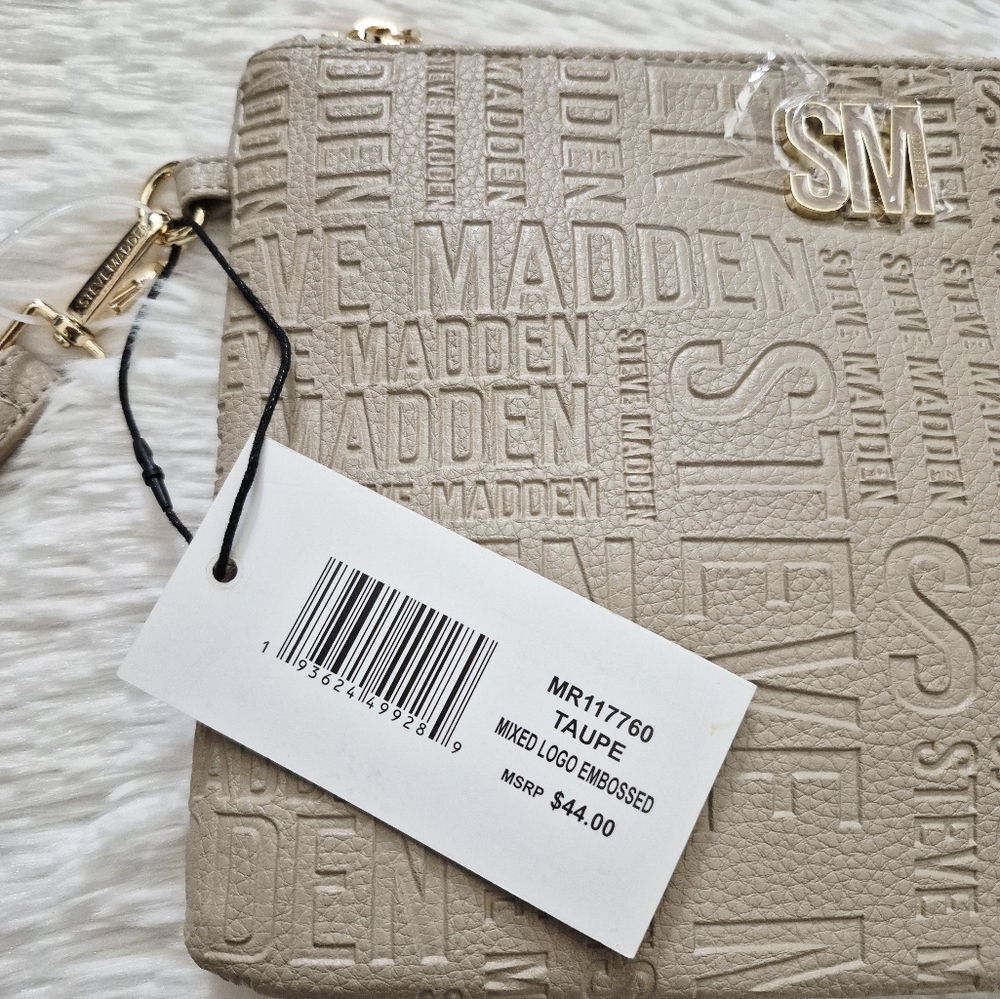 Steve Madden Tan Embossed Wristlet Bag - Picture 5 of 8